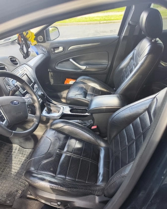 Ford Mondeo cena 26000 przebieg: 279000, rok produkcji 2009 z Warszawa małe 79